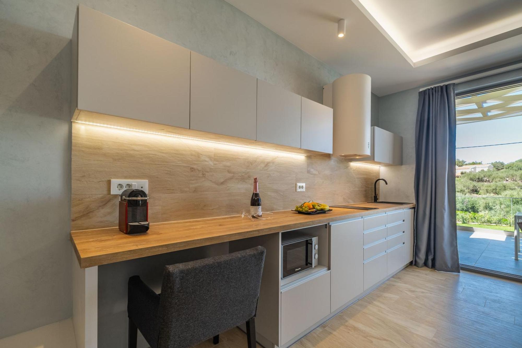 Amour Relax Hotel Almirida Екстериор снимка