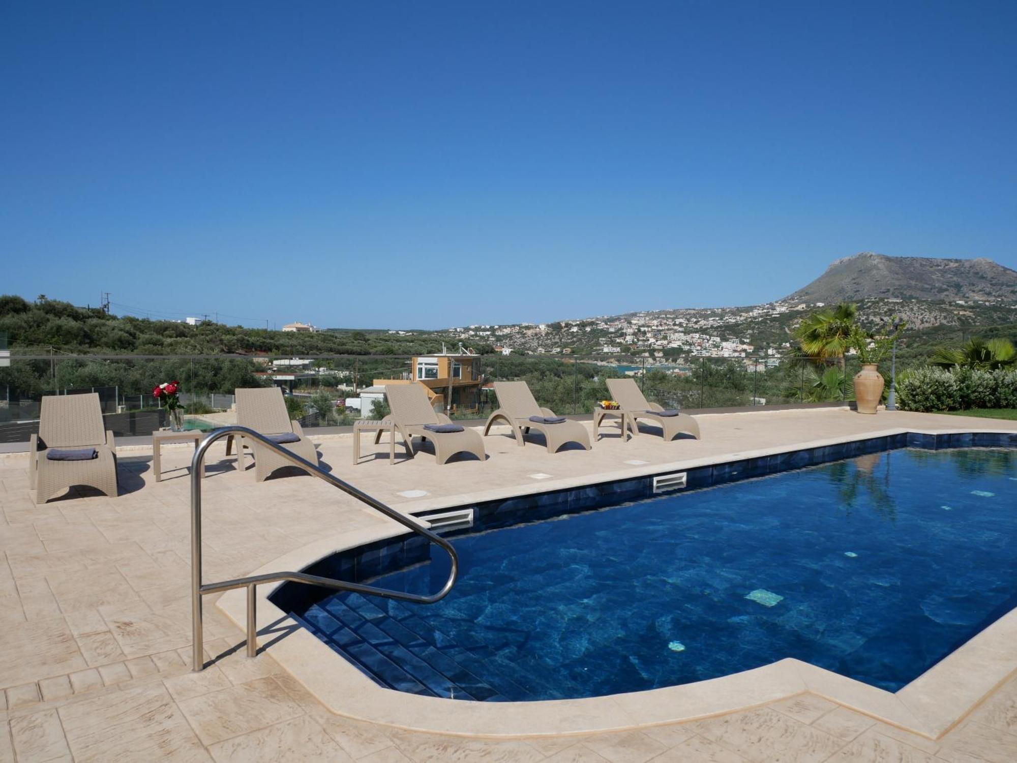 Amour Relax Hotel Almirida Екстериор снимка